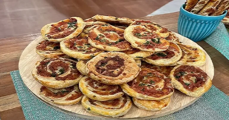 Salgado folhado de mortadela
