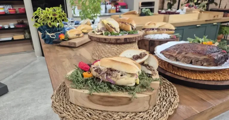 Foto da receita de Sanduba de costela com queijo