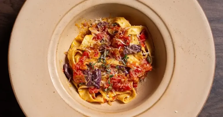 Foto da receita de Talharim com alcaparras e anchovas