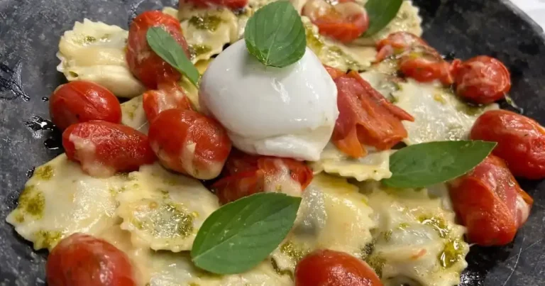 Foto da receita de Tortelli caprese