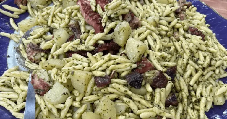 Foto da receita de Trofie ao pesto com batata e polvo