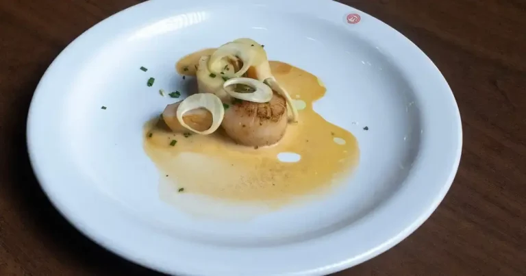 Foto da receita de Vieiras grelhadas com dashi, palmito e redução de espumante