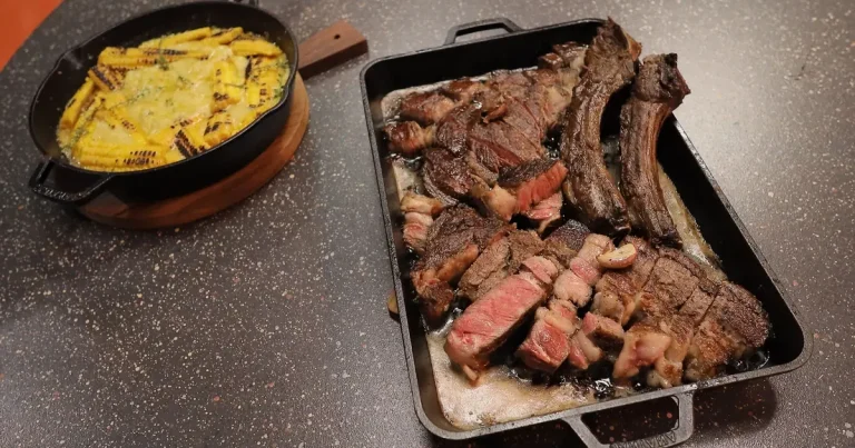 Foto da receita de Prime rib na brasa com pamonha cremosa e quiabo queimado