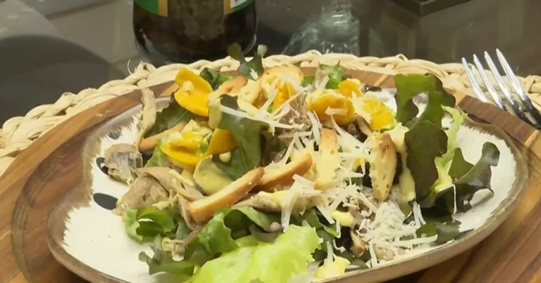 Foto da receita de Salada Caesar caipira