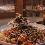Salada de legumes defumados na brasa