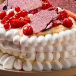 Pavlova com merengue seco